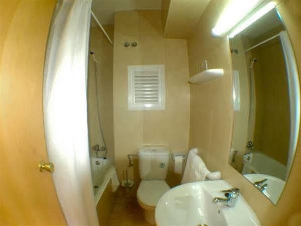 Hostal Residencia Nicolau Sant Antoni de Portmany Dış mekan fotoğraf