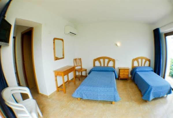 Hostal Residencia Nicolau Sant Antoni de Portmany Dış mekan fotoğraf